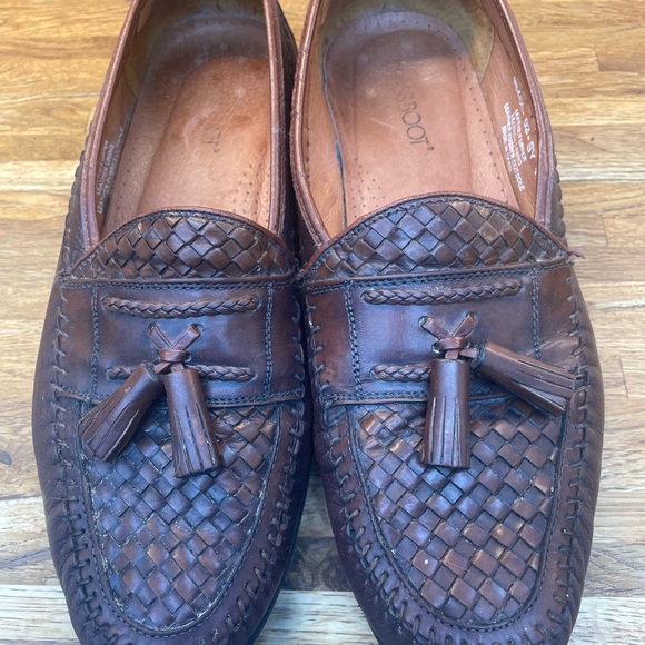 Men’s woven leather loafers, size 10. - Picture 1 of 4